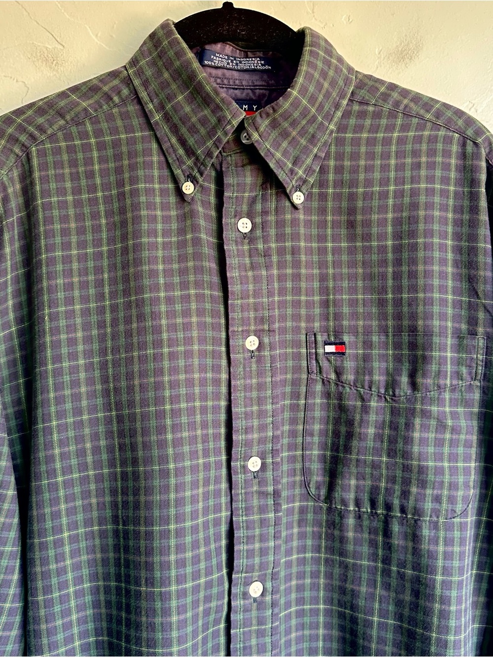 Vintage Tommy Hilfiger Men’s Preppy Blue Green Plaid Button-Down Shirt Small EUC
